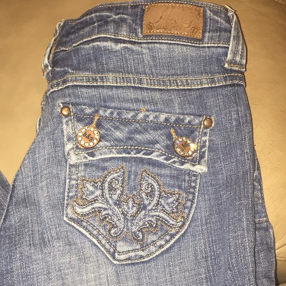 Jeans - Picture 2 of 3